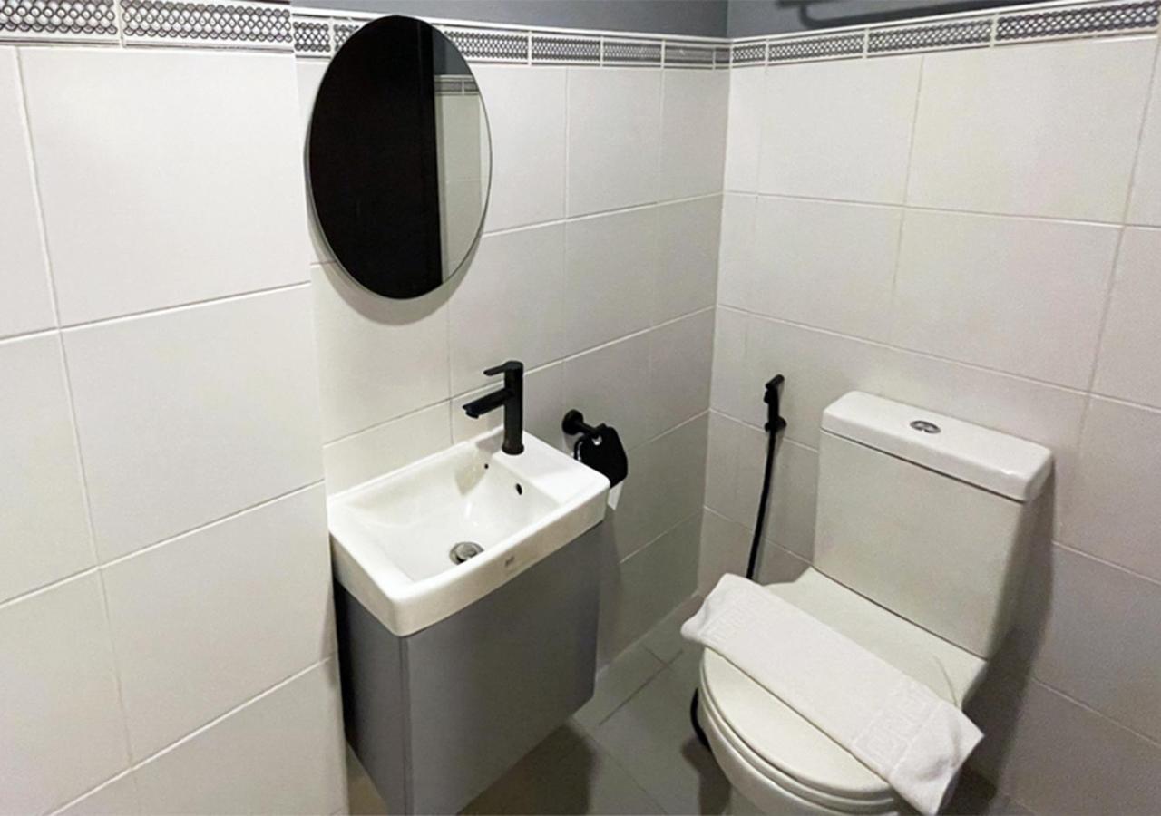 Mystay Hotel Bgc North Pasig City Exteriör bild
