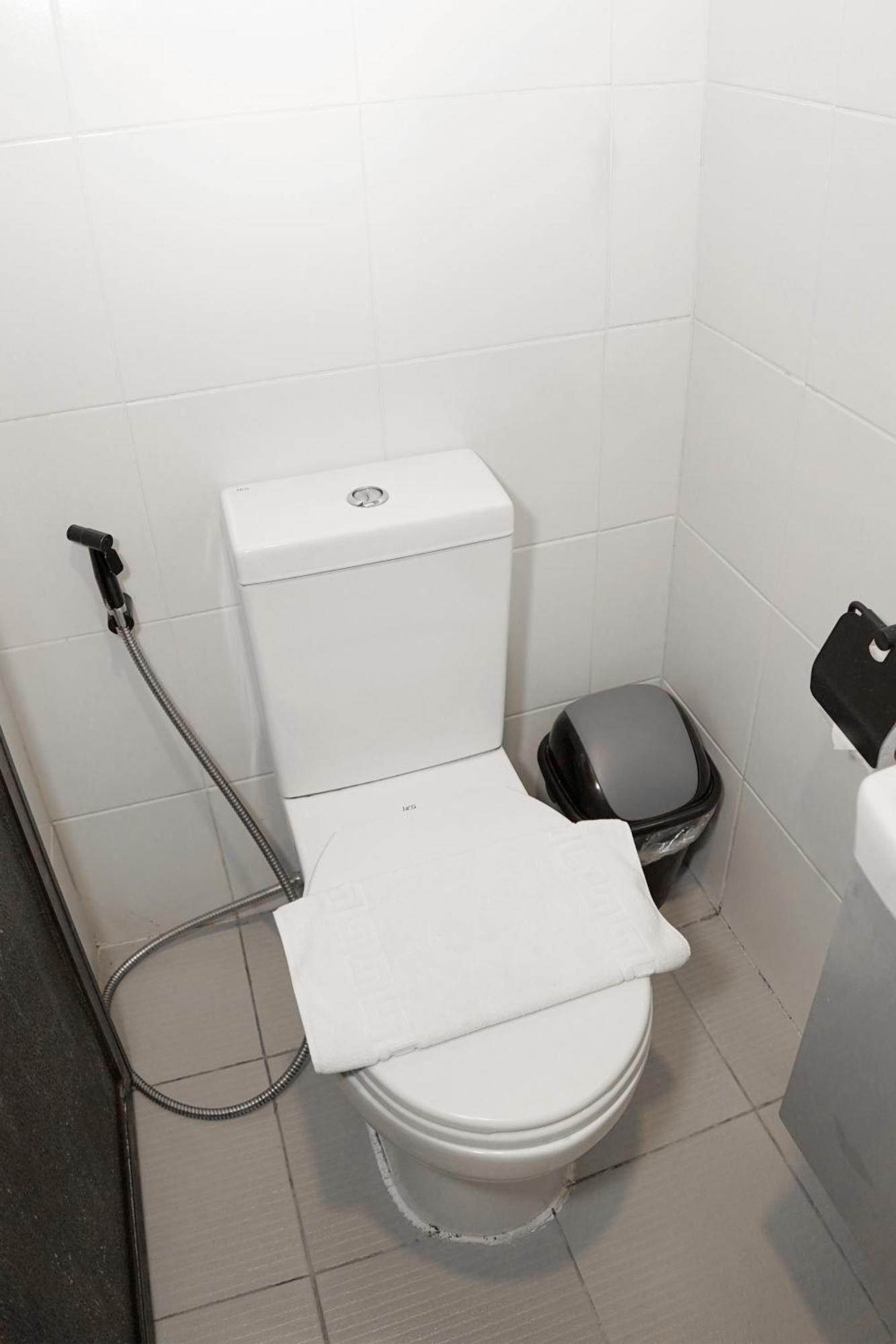 Mystay Hotel Bgc North Pasig City Exteriör bild